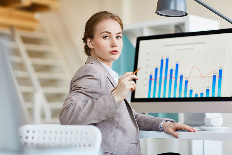 Five benefits of becoming a CMA
